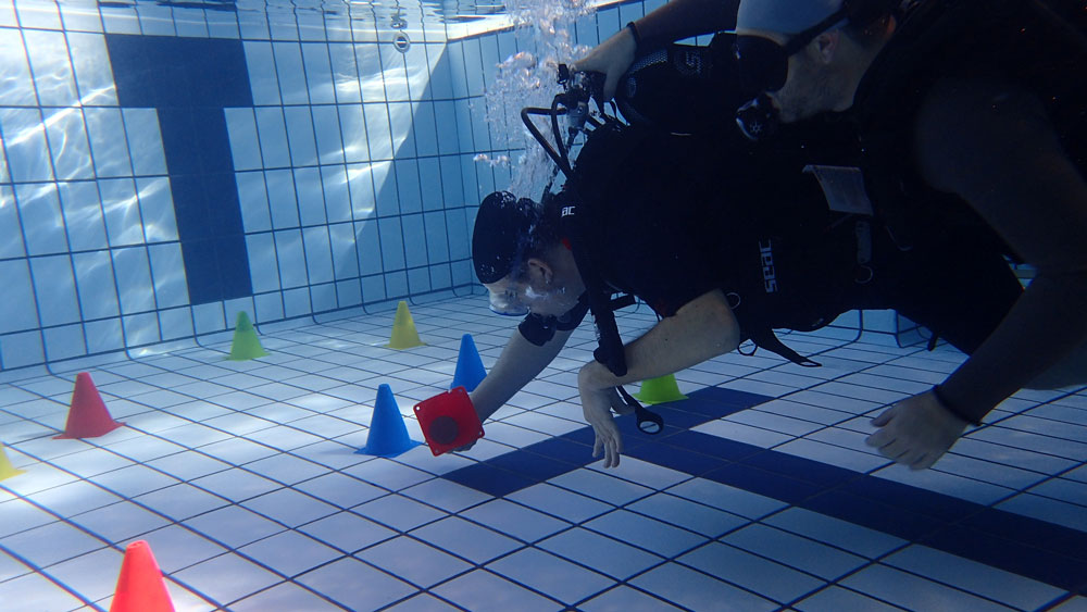 Encuentro entre la Federación Española y Navarra de Actividades Subacuáticas para impulsar la creación de un proyecto pionero de Buceo Adaptado